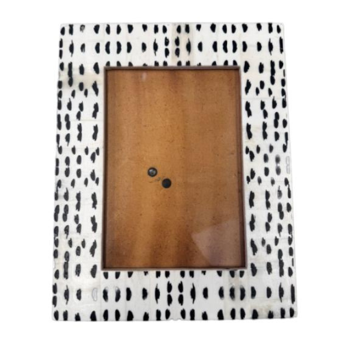 5×7 Frame (Black Spotted)